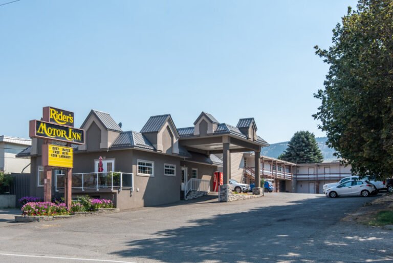 Riders Motor Inn 1957 7519F19B 0BA6 4269 E0457A6CF9EB7C1B 7519e57bbfb37c2 7519f8d4 998a 03da 5009819cda0e3a6f 768x513